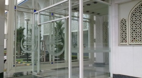 Glass Extension Structure